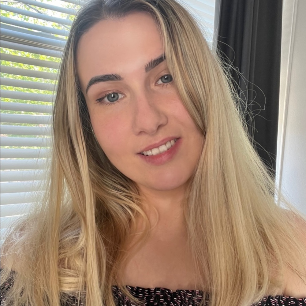 Meet your Posher, Daria